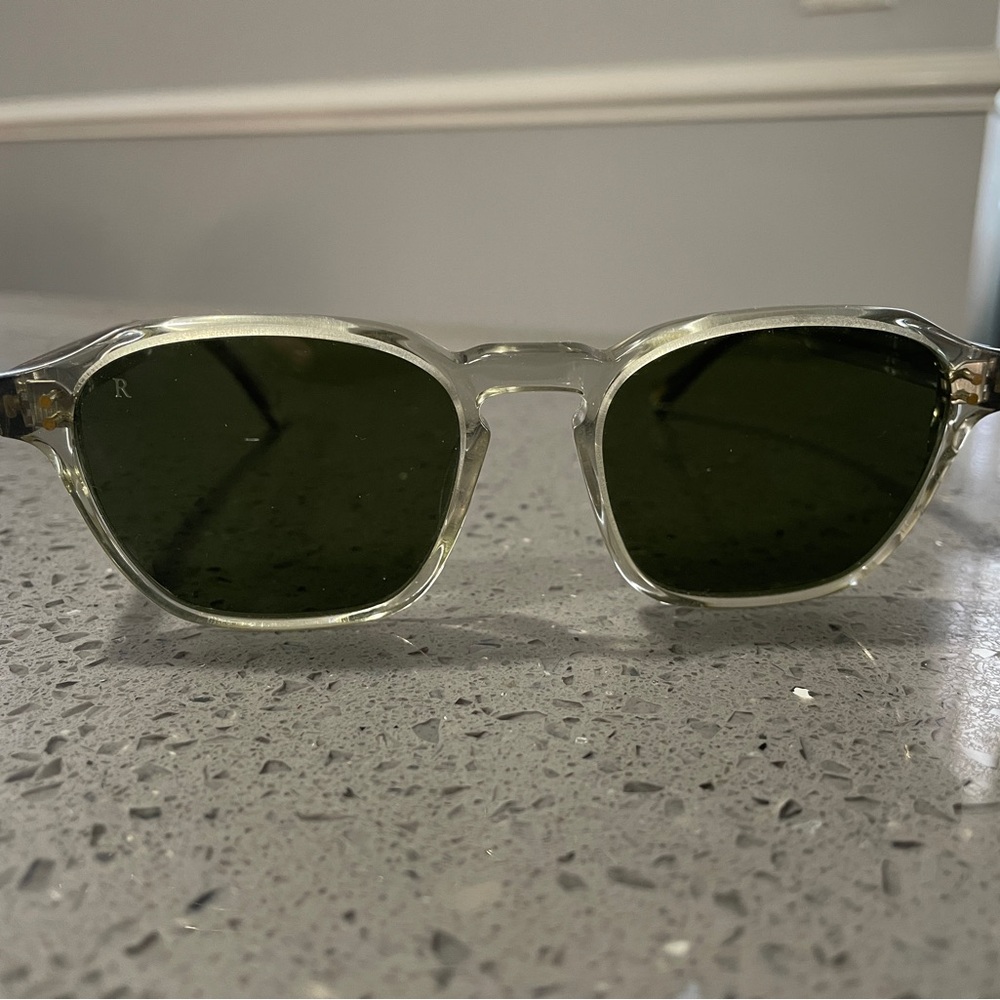 RAEN Aren Sunglasses (Grey - Fog Crystal)